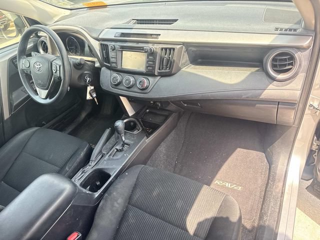 Used 2017 Toyota RAV4 LE FWD image 16