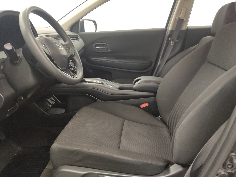 Used 2017 Honda HR-V LX image 17