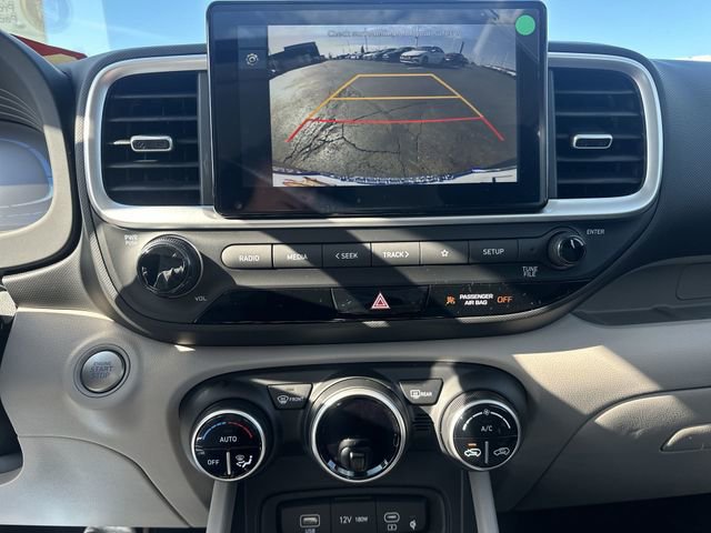New 2026 Hyundai Venue SEL FWD image 15