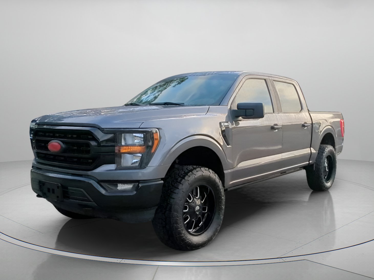 Used 2023 Ford F150 XLT w/ Bed Utility Package AWD/4WD image 12