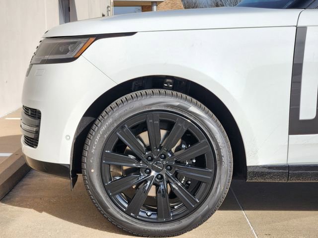 New 2026 Land Rover Range Rover SE image 6