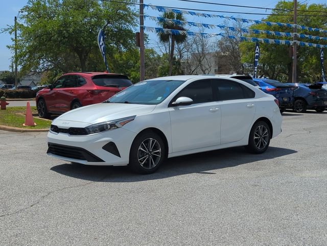 Used 2023 Kia Forte LXS w/ LXS Technology Package image 8