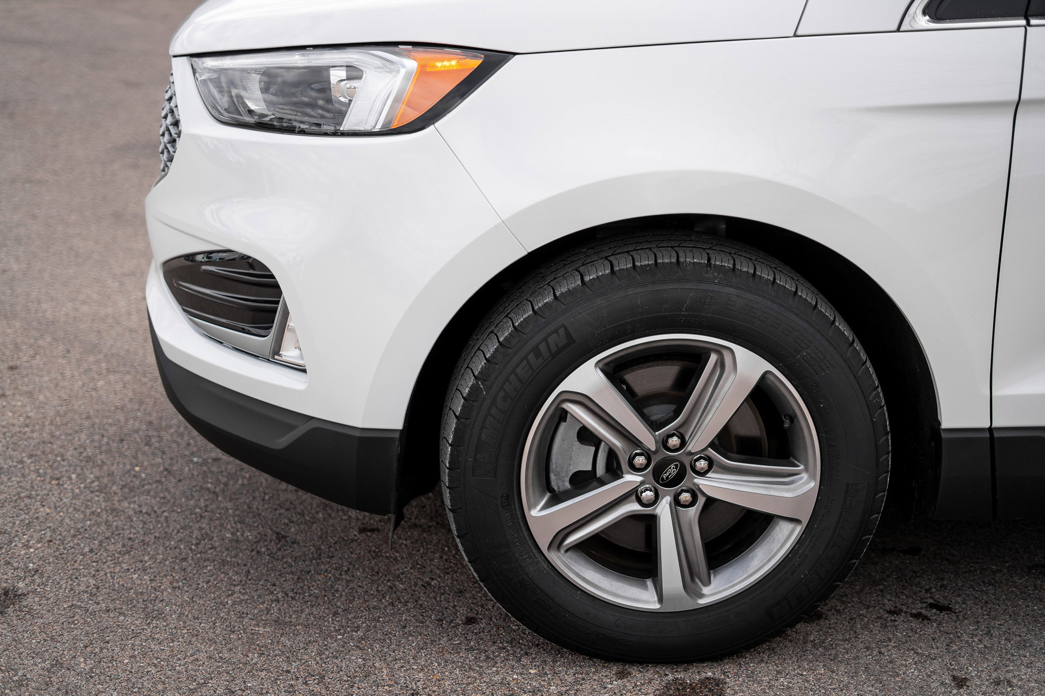 Used 2024 Ford Edge SEL w/ Convenience Package image 9