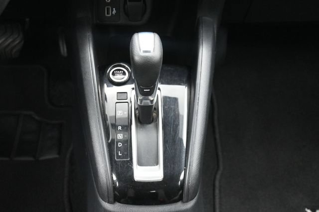 Used 2020 Nissan Versa SV FWD image 22