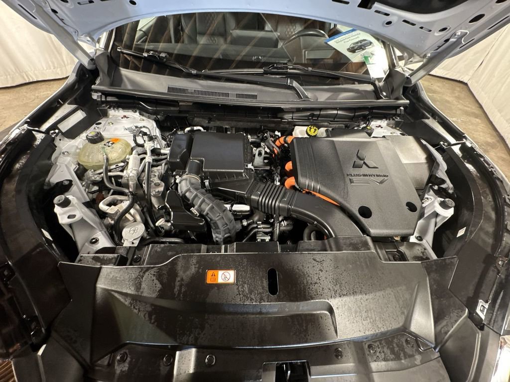 Used 2023 Mitsubishi Outlander SEL image 35