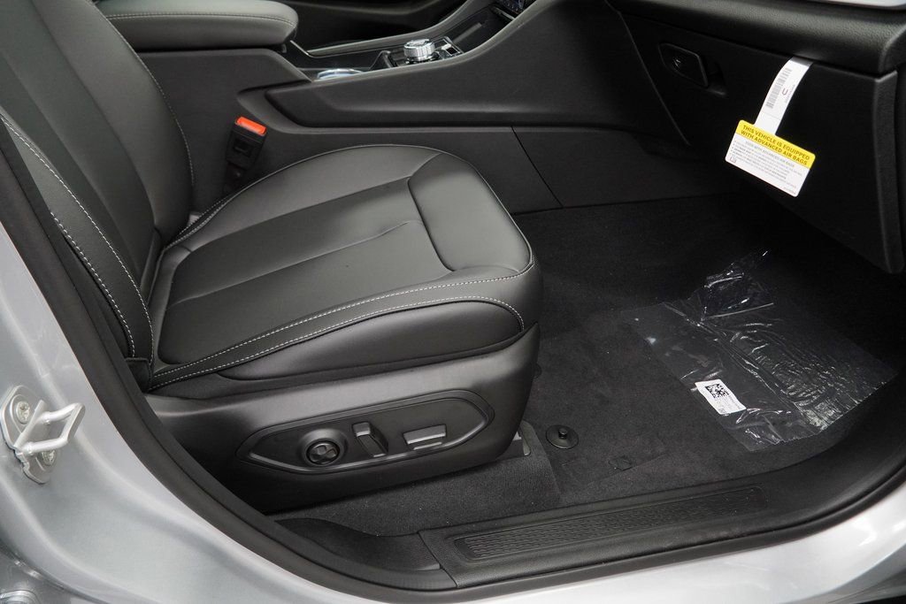 New 2025 Jeep Grand Cherokee L Limited image 37