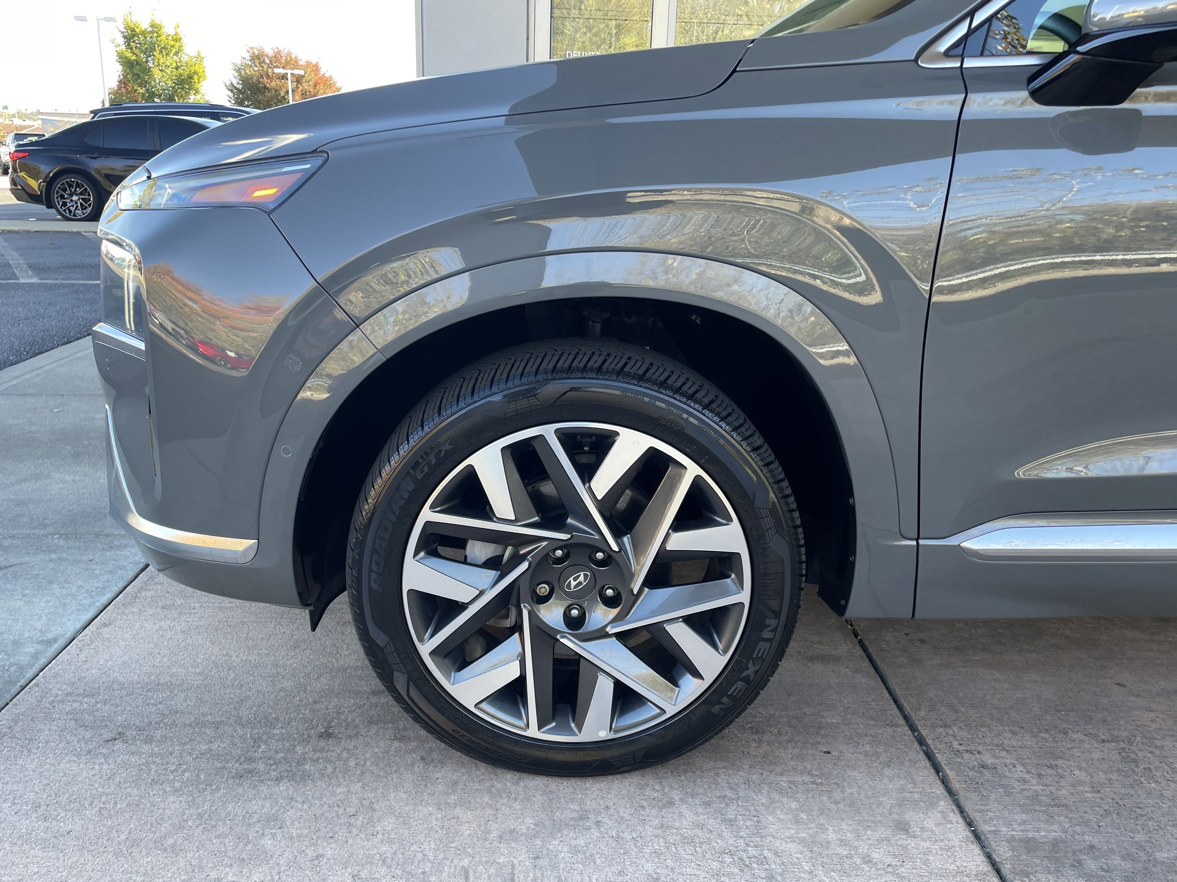 Used 2023 Hyundai Santa Fe Calligraphy image 25