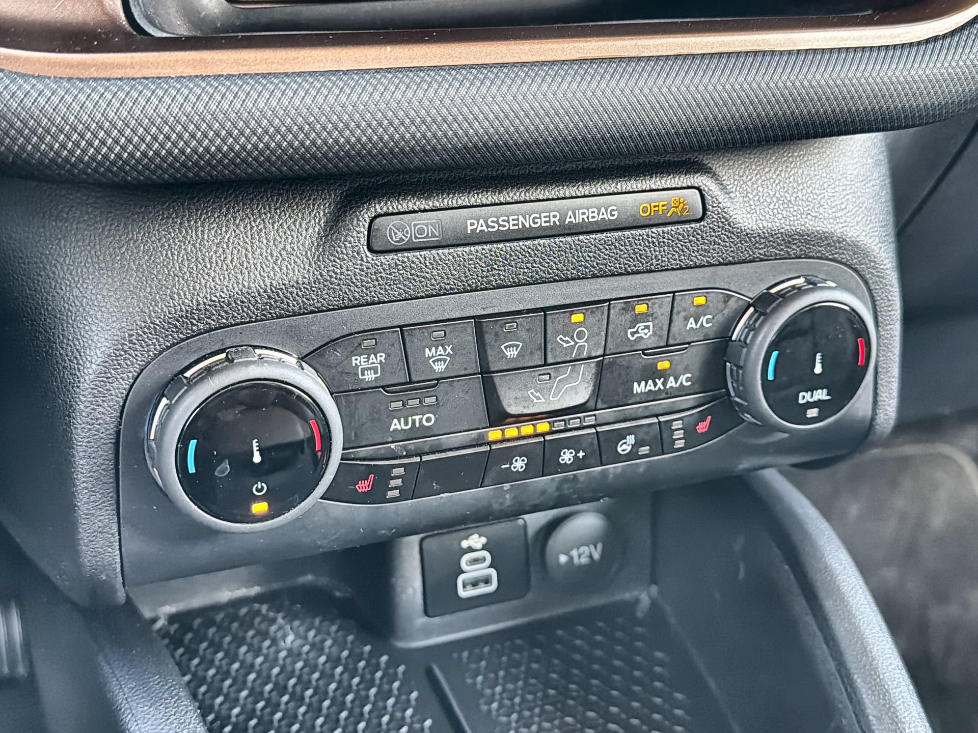 Certified 2024 Ford Bronco Sport Outer Banks AWD/4WD image 18
