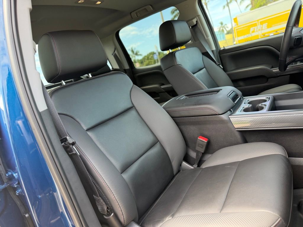 Used 2018 GMC Sierra 1500 SLT w/ All Terrain Package AWD/4WD image 16