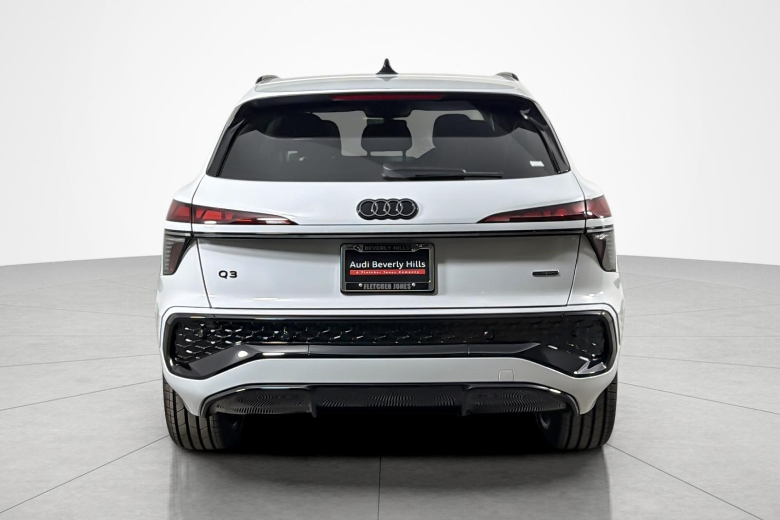 New 2026 Audi Q3 quattro 2.0T AWD/4WD image 5