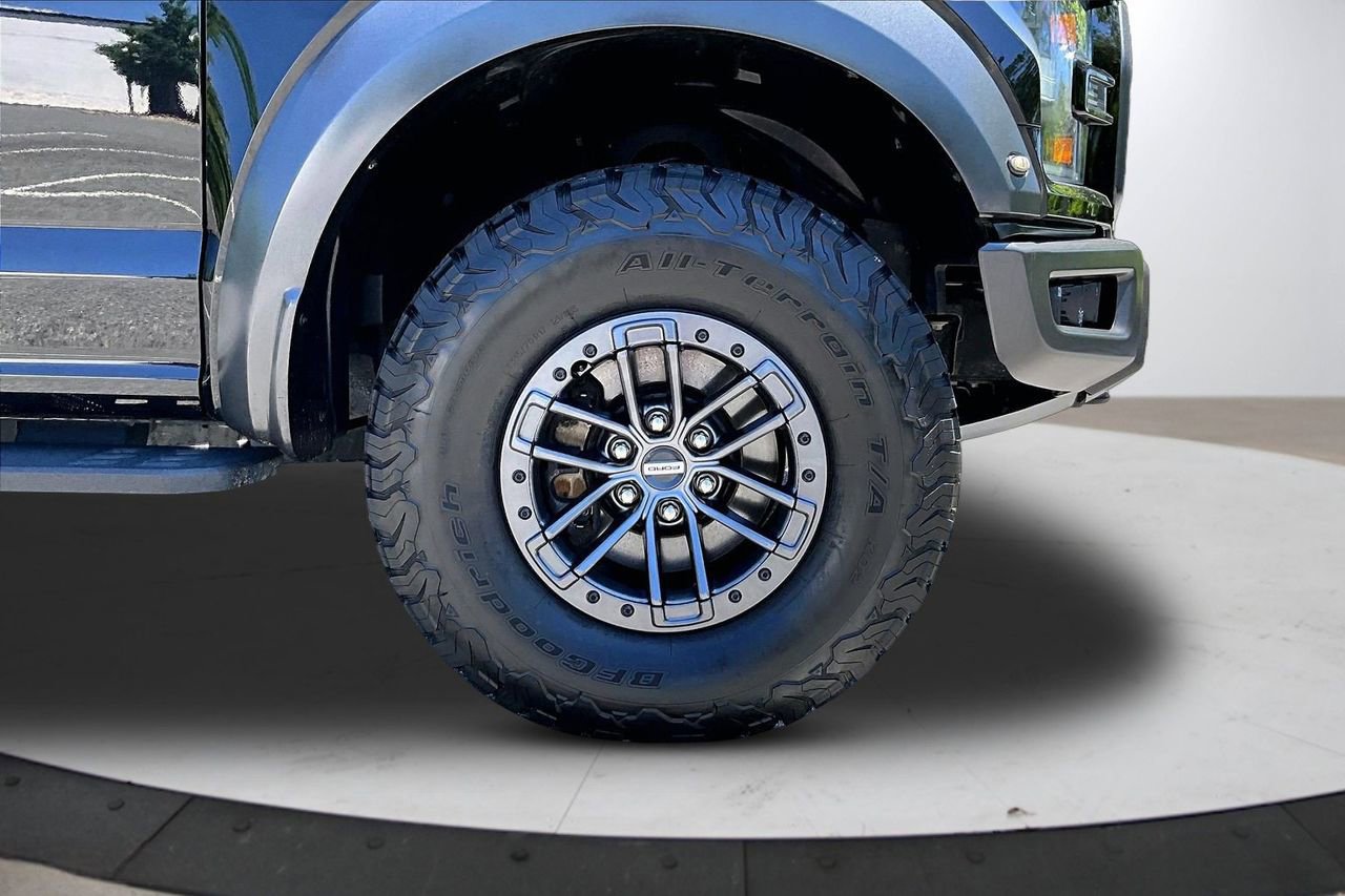 Used 2019 Ford F150 Raptor w/ Equipment Group 802A Luxury AWD/4WD image 35
