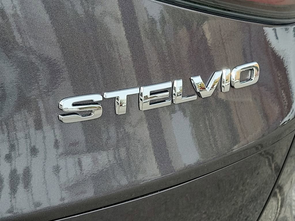 New 2024 Alfa Romeo Stelvio Sprint image 16