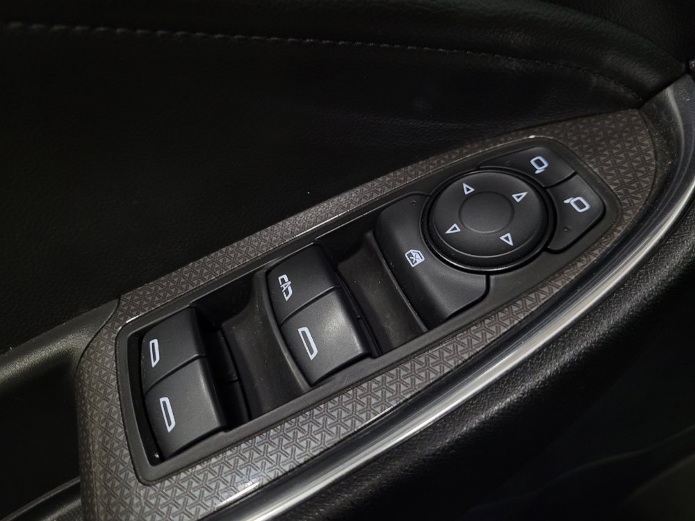 Used 2019 Chevrolet Malibu LT w/ Leather Package FWD image 27