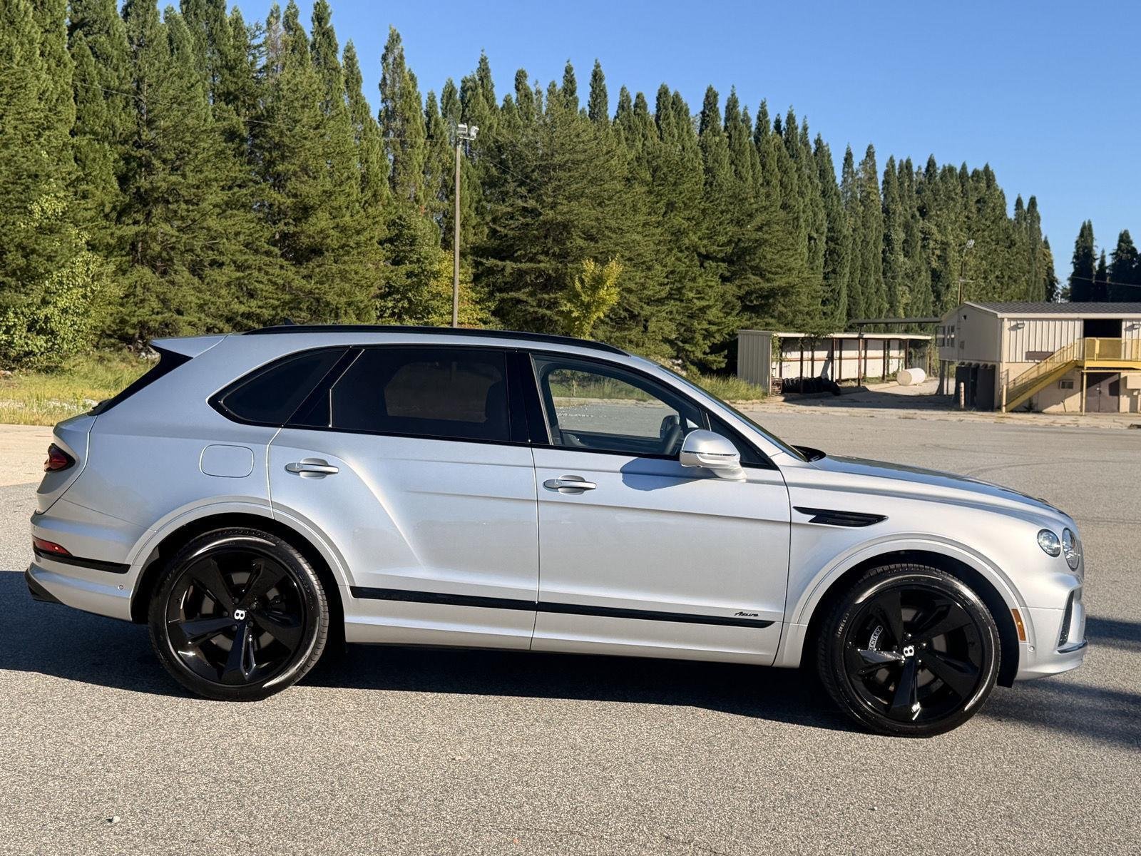 New 2027 Bentley Bentayga AWD/4WD image 33