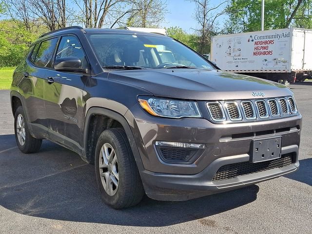 Used 2018 Jeep Compass Sport w/ Tech Group AWD/4WD image 1