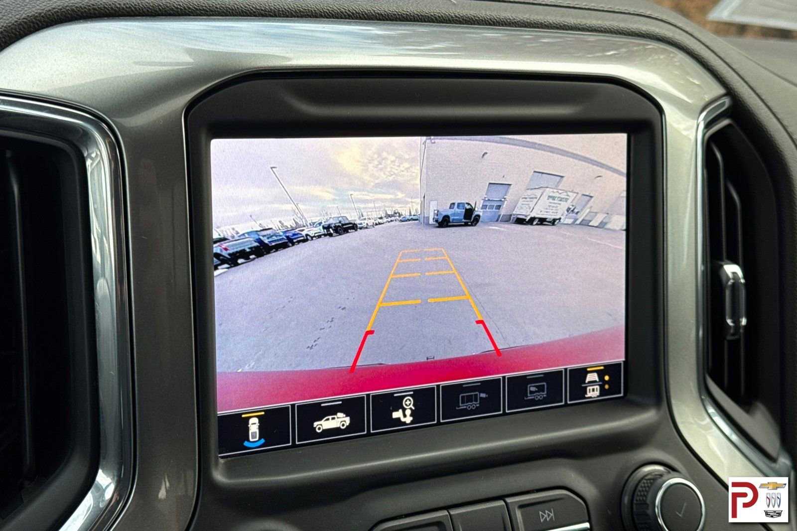 Used 2020 Chevrolet Silverado 1500 LTZ w/ LTZ Premium Package image 23