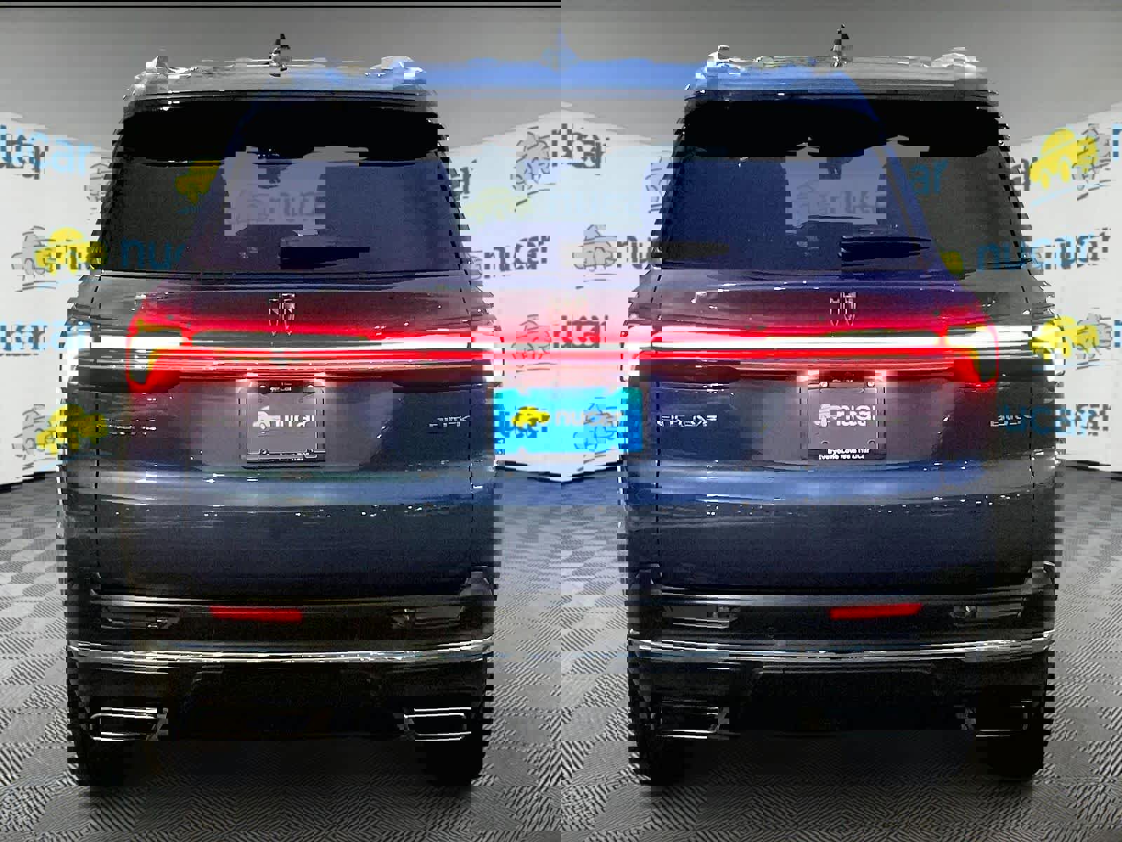 Used 2025 Buick Enclave Preferred image 5