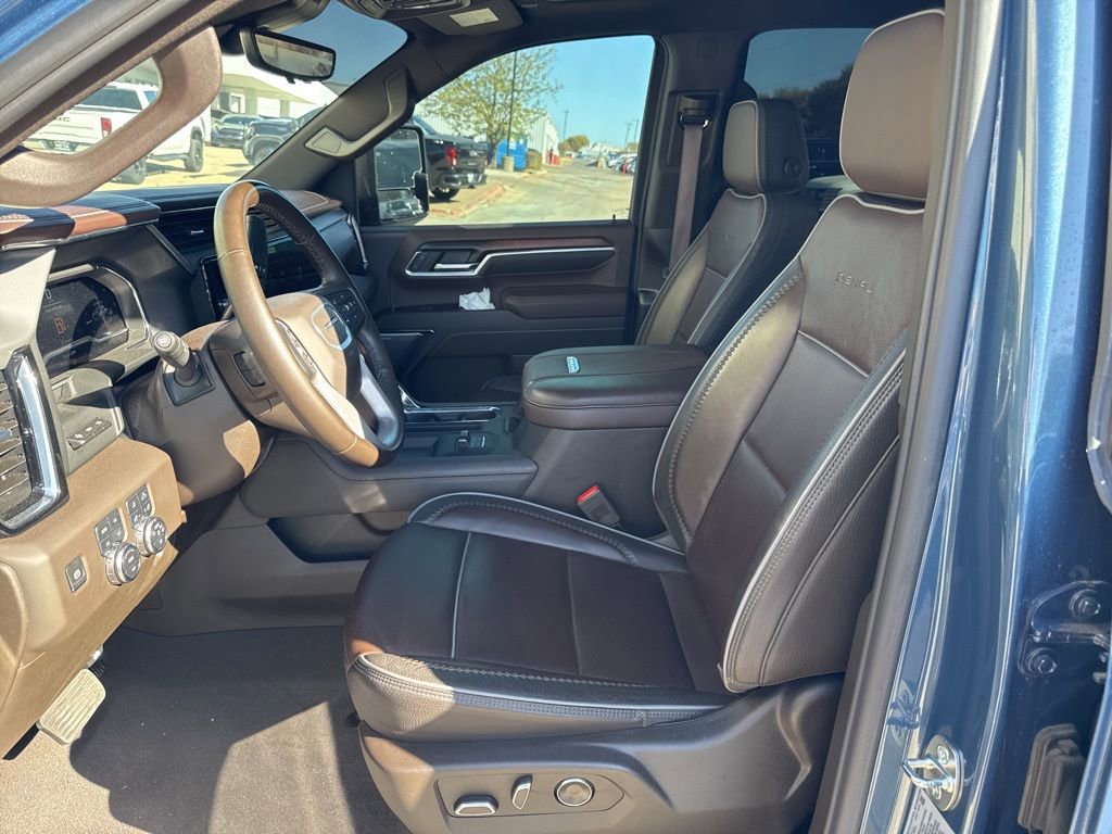 Used 2024 GMC Sierra 2500 Denali w/ Denali Reserve Package image 12