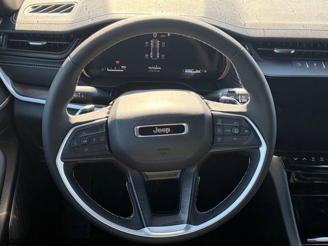 New 2026 Jeep Grand Cherokee Limited w/ Limited Altitude Package image 37