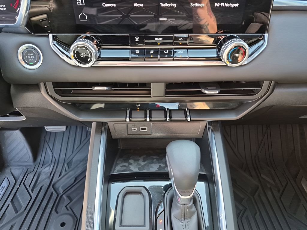 Used 2024 GMC Canyon Elevation image 38