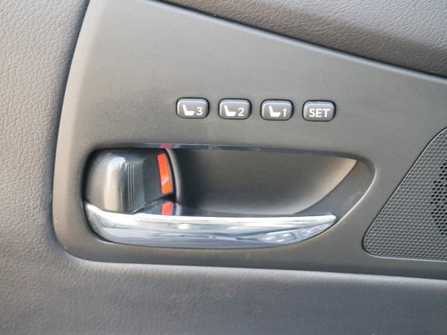 Used 2013 Lexus RX 450h AWD w/ Navigation Pkg image 14