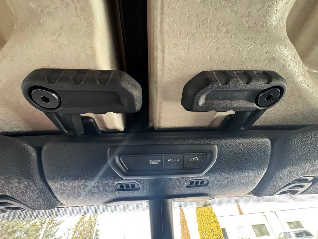 Used 2022 Jeep Wrangler Unlimited Sahara w/ Cold Weather Group image 30