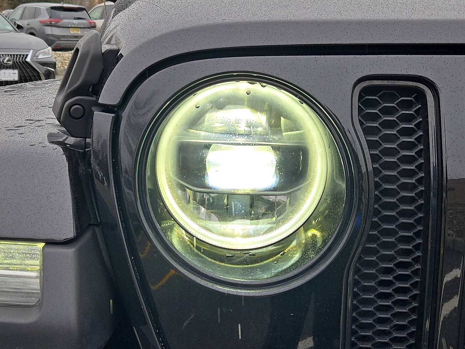 Used 2022 Jeep Wrangler Unlimited Sahara image 9