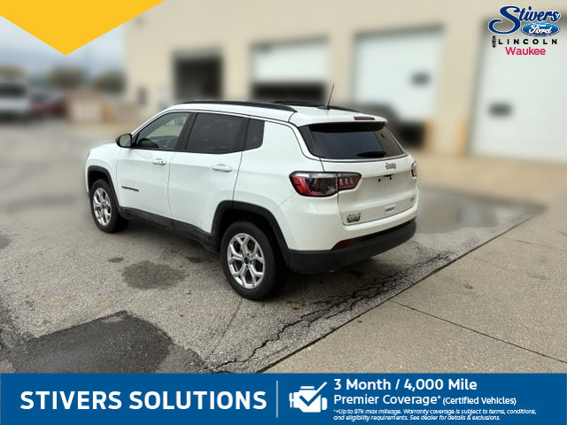 Used 2025 Jeep Compass Latitude w/ Sun & Sound Group AWD/4WD image 10