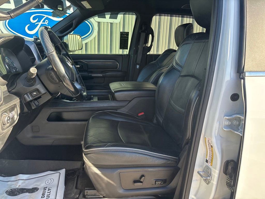 Used 2020 RAM 3500 Limited image 14