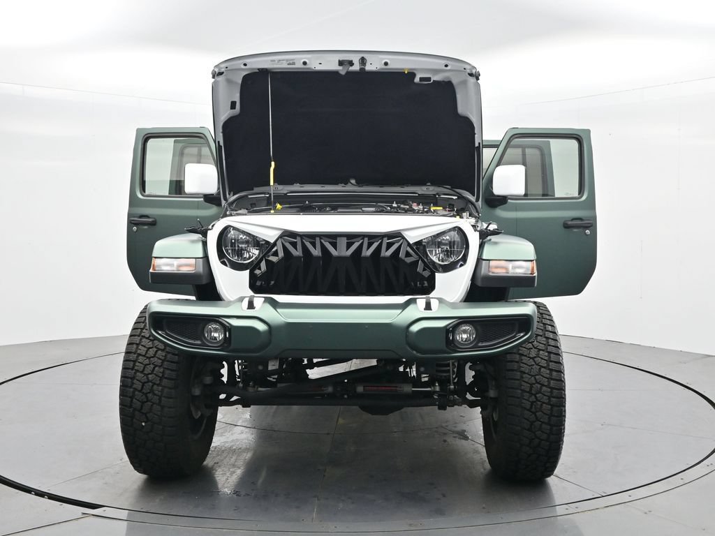 Used 2023 Jeep Gladiator Sport AWD/4WD image 39