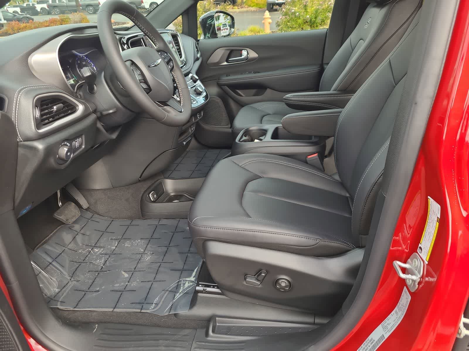 New 2026 Chrysler Pacifica Select FWD image 19