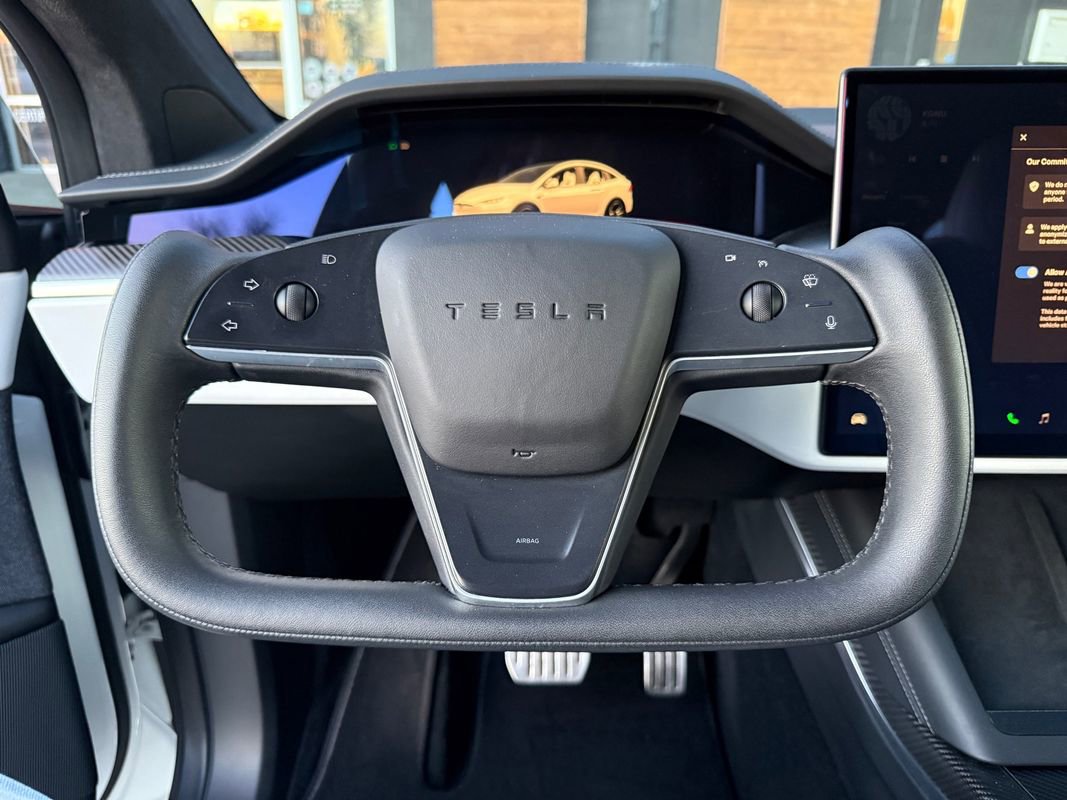 Used 2022 Tesla Model X Plaid image 27