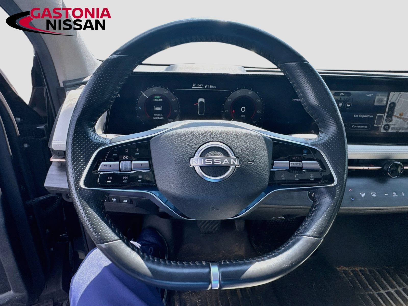 Used 2023 Nissan Ariya FWD image 14