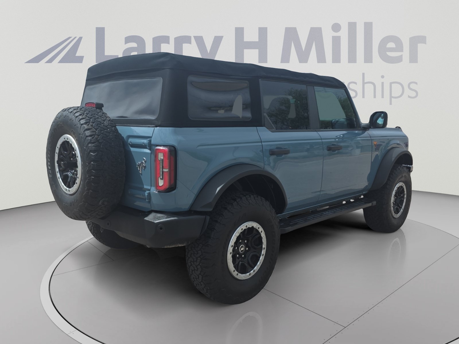Used 2021 Ford Bronco Badlands w/ Sasquatch Package AWD/4WD image 5