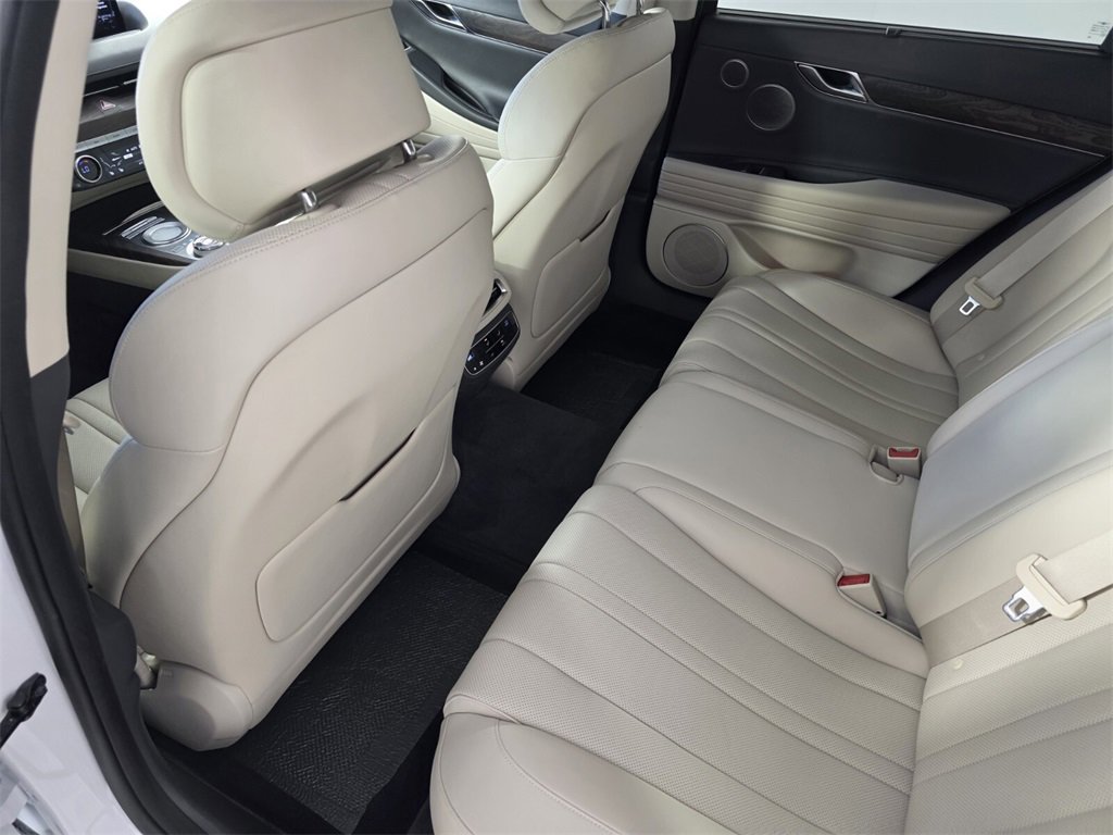 Used 2021 Genesis G80 2.5T w/ Advanced Package image 15