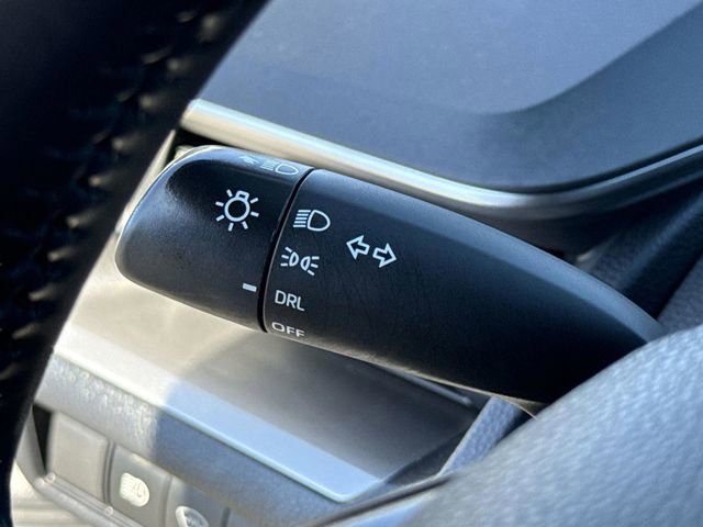 Used 2024 Toyota Prius LE image 42