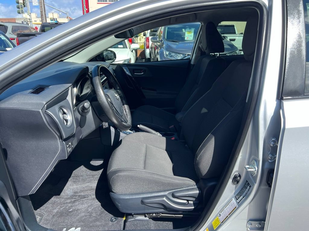 Certified 2018 Toyota Corolla iM w/ Carpet Mat Package (TMS) FWD image 12