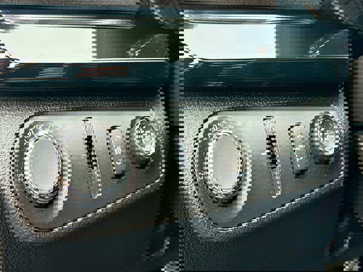 Used 2017 Chevrolet SS image 10