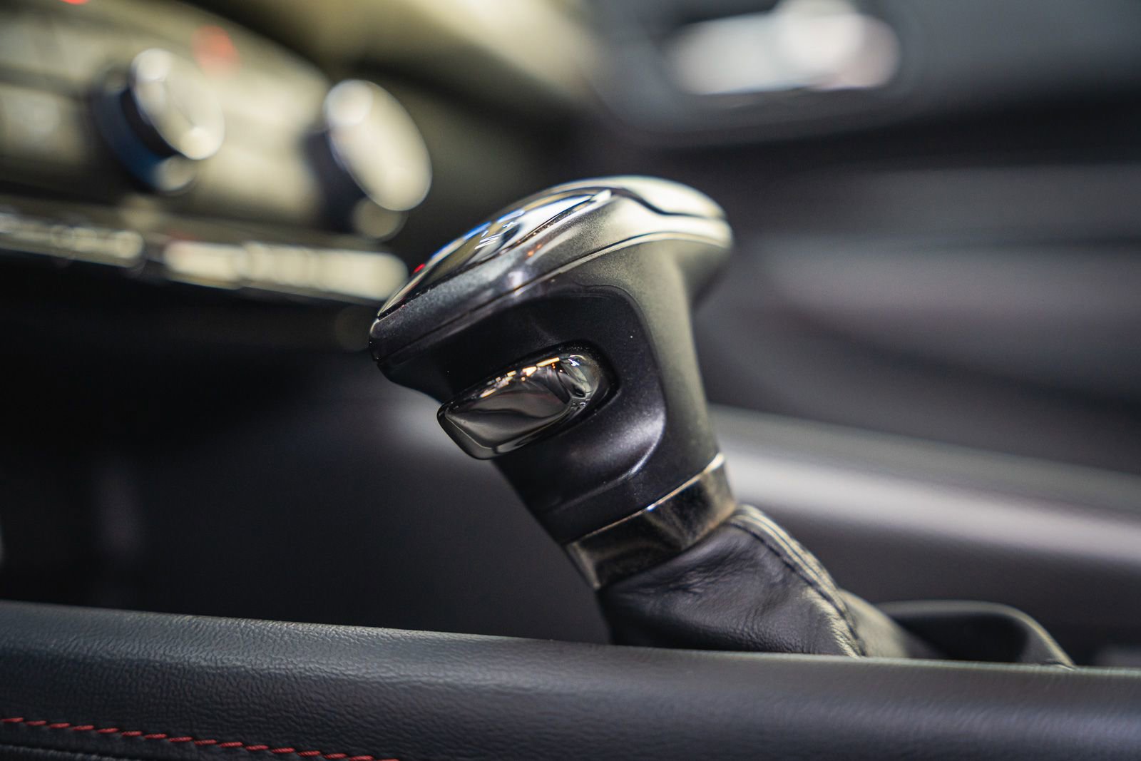 Used 2024 Dodge Durango GT image 33