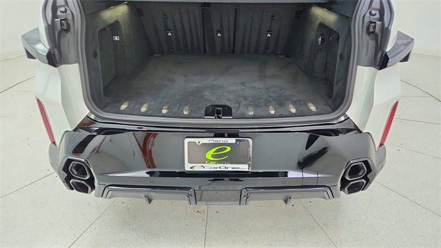 Used 2023 BMW XM image 14