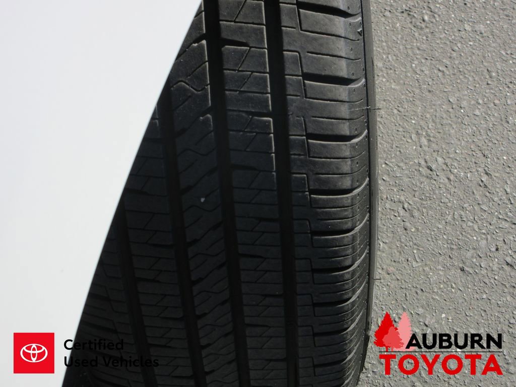 Certified 2025 Toyota Camry LE image 5