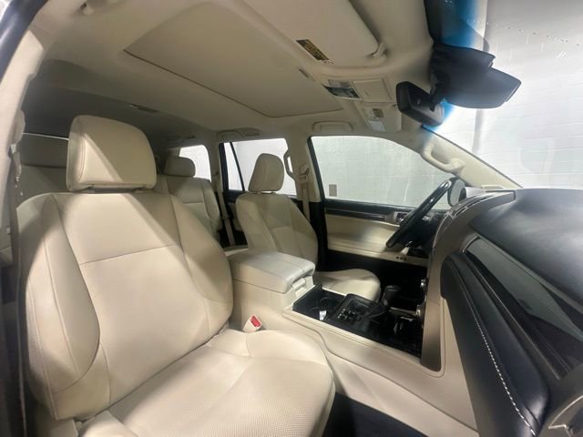 Used 2020 Lexus GX 460 Premium w/ Premium Package AWD/4WD image 17