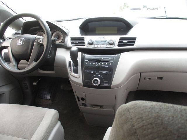 Used 2012 Honda Odyssey LX image 7