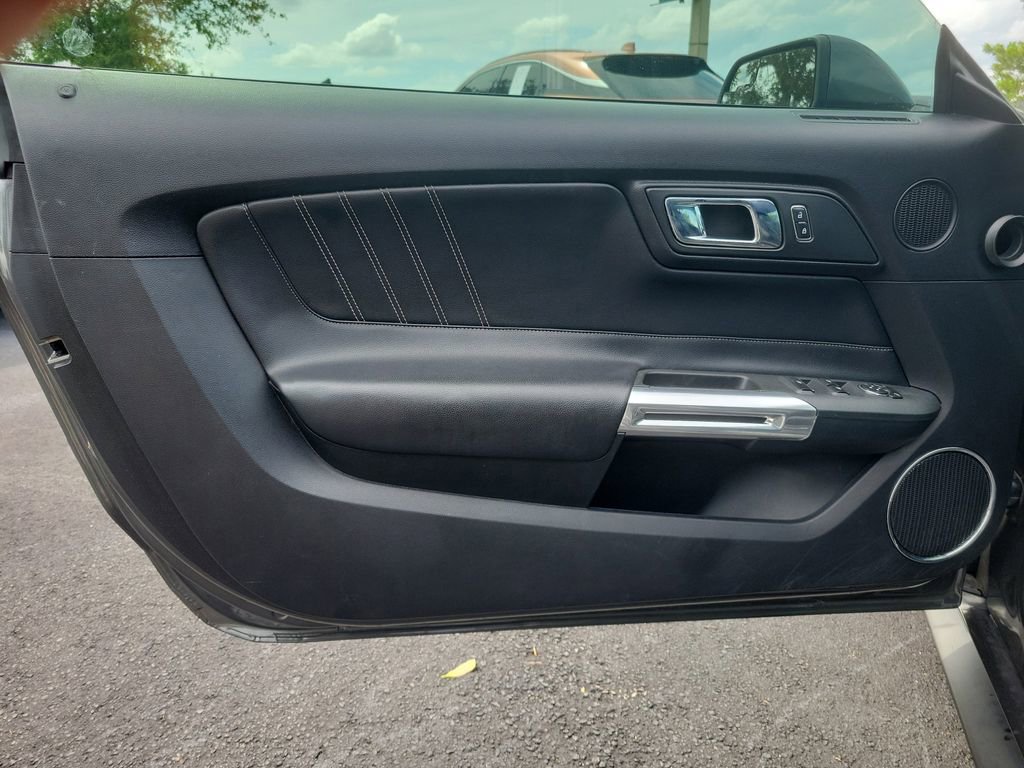 Used 2016 Ford Mustang GT Premium RWD image 16
