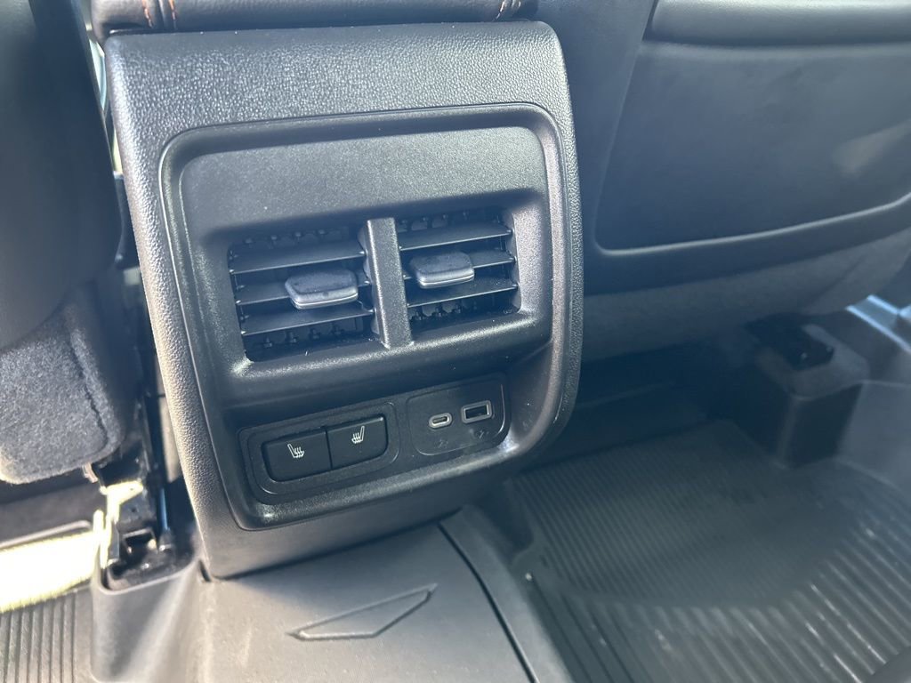 Used 2023 Cadillac XT4 Sport AWD/4WD image 37