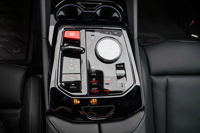 New 2026 BMW M5 w/ Executive Package image 18