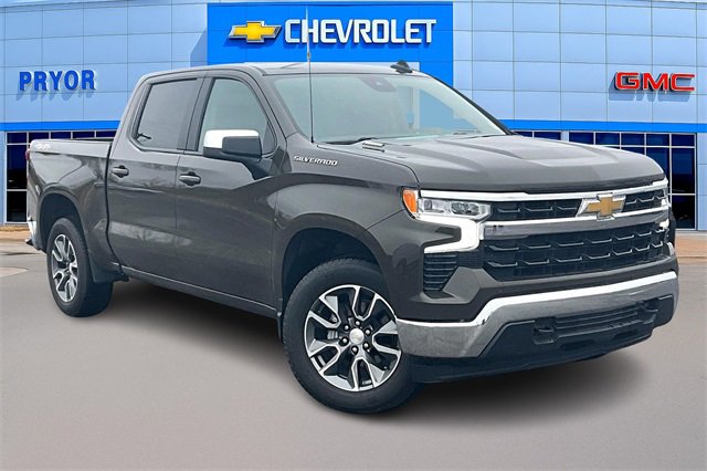 Used 2023 Chevrolet Silverado 1500 LT image 1