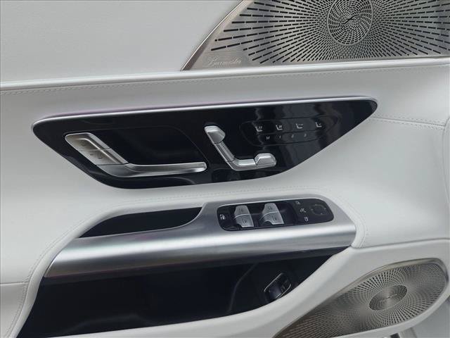 New 2026 Mercedes-Benz Maybach SL 680 image 16