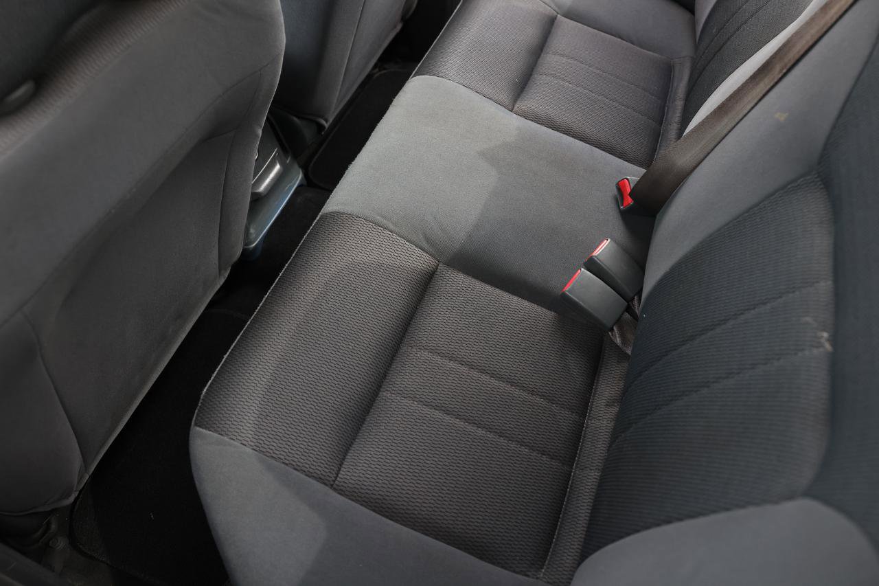 Used 2004 Nissan Frontier XE w/ (PWR) Pwr Pkg image 10