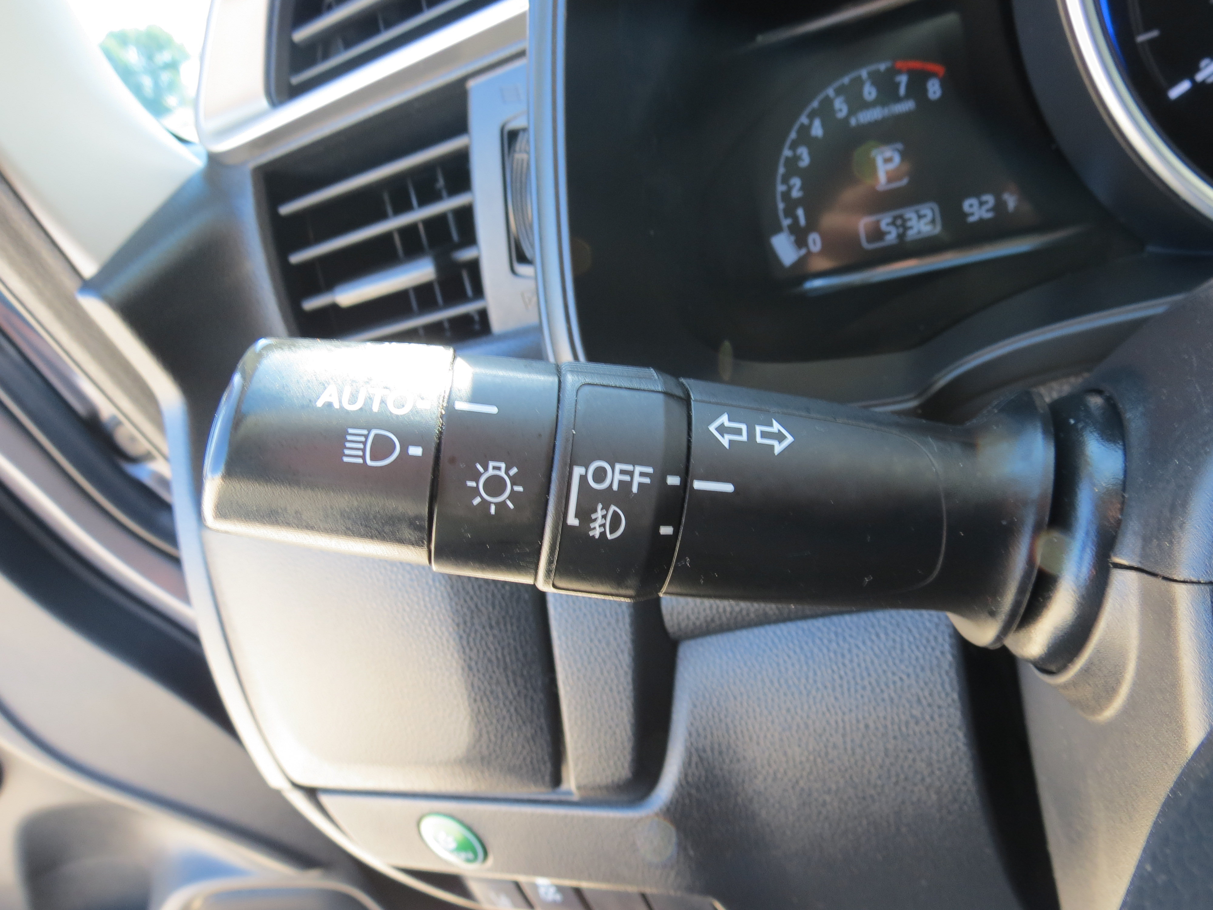 Used 2018 Honda Fit EX image 16